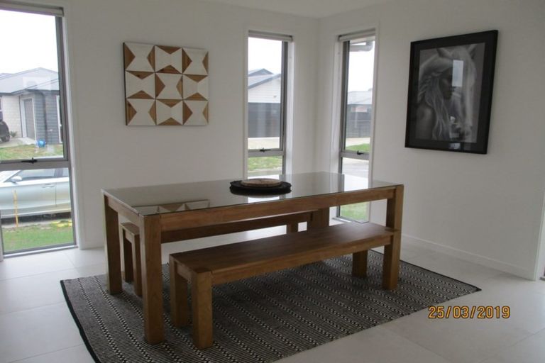 Photo of property in 3 Taioma Close, Papamoa, 3118