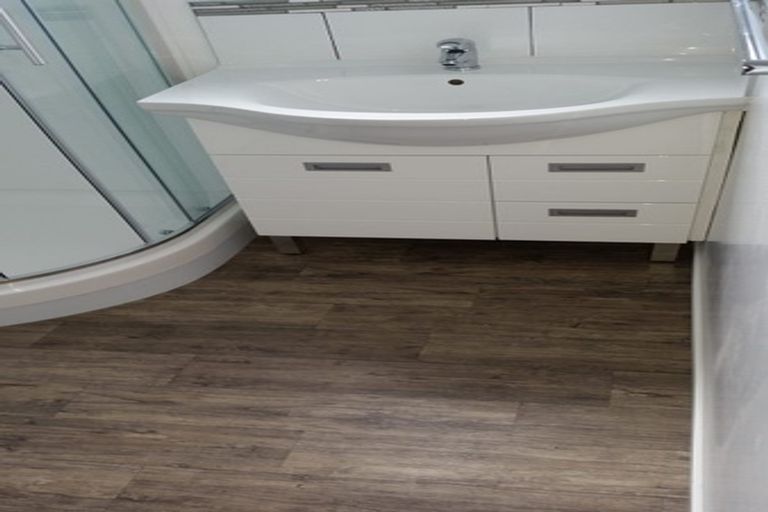 Photo of property in 2/36 Central Avenue, Avenues, Whangarei, 0110