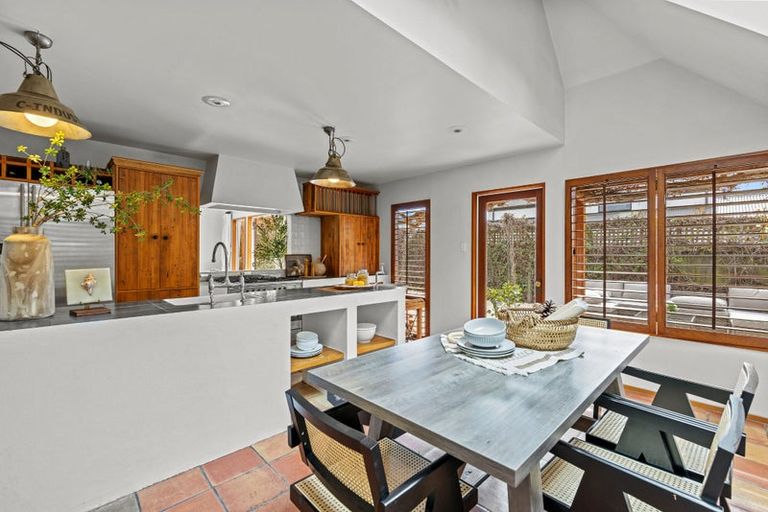 Photo of property in 2/151 Idris Road, Strowan, Christchurch, 8052