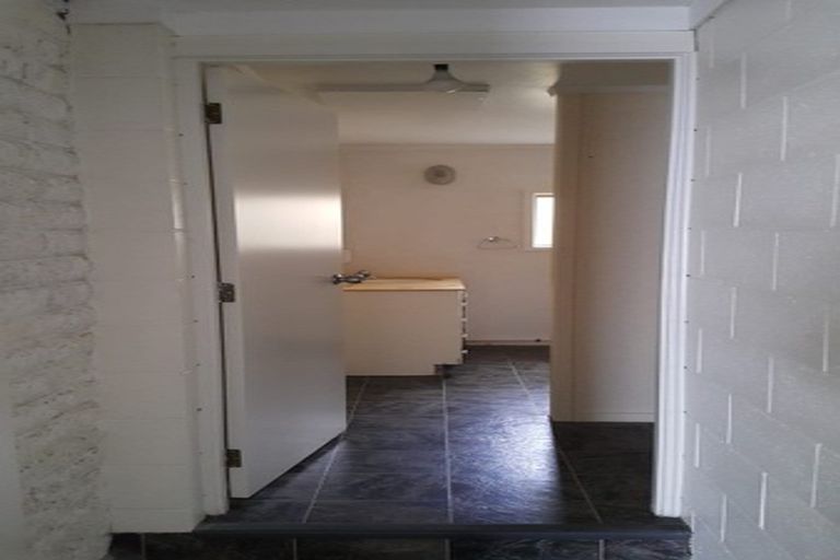 Photo of property in 14 Tatyana Place, Massey, Auckland, 0614