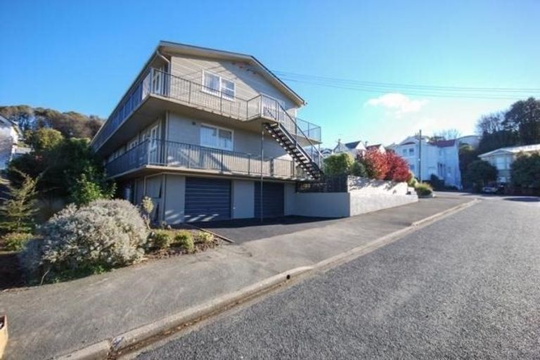 Photo of property in 77 Manor Place, Dunedin Central, Dunedin, 9016