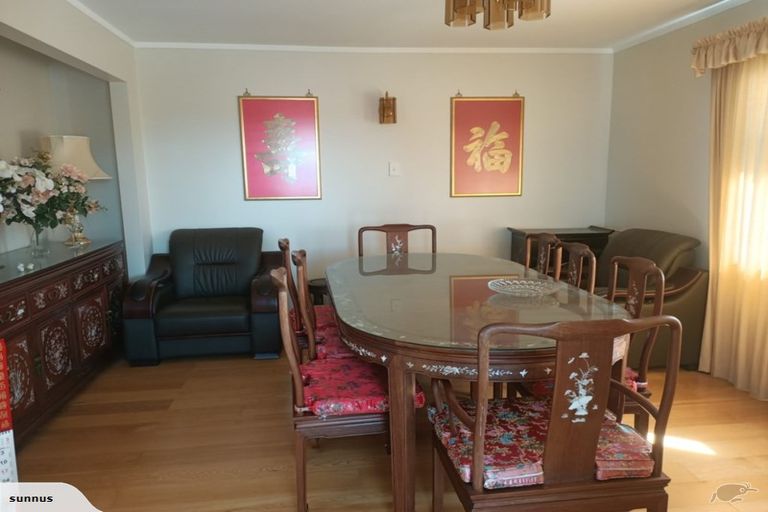 Photo of property in 12 Searidge Rise, West Harbour, Auckland, 0618