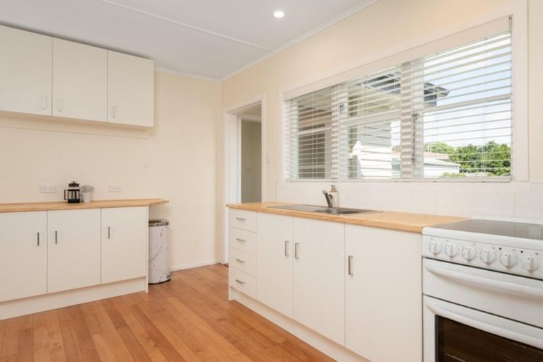 Photo of property in 12b Kiteroa Street, Greerton, Tauranga, 3112