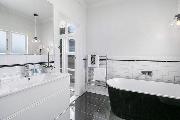 Photo of property in 448 Jackson Street, Petone, Lower Hutt, 5012