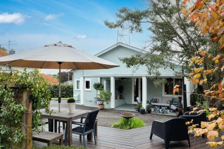 Photo of property in 18 Boundary Road, Claudelands, Hamilton, 3214