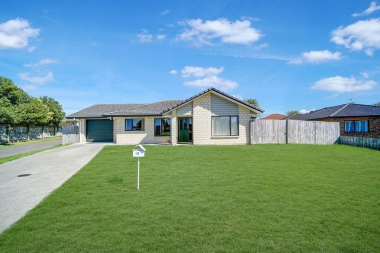 Photo of property in 32 Margarita Rise, Pukekohe, 2120