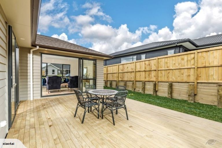 Photo of property in 127 Ormonde Drive, Silverdale, 0932