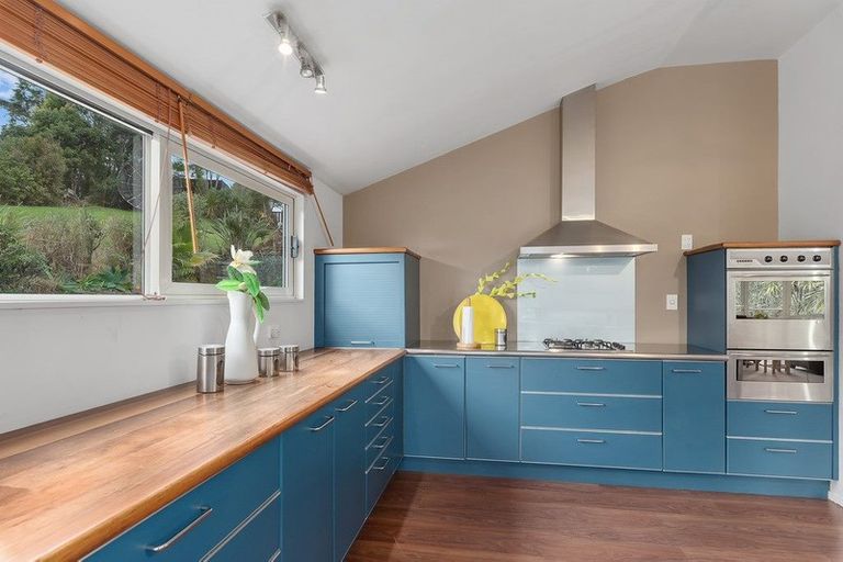 Photo of property in 20 Chester Avenue, Greenhithe, Auckland, 0632