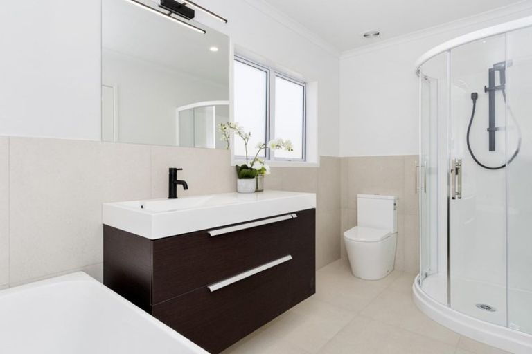 Photo of property in 37 Awatira Drive, Papamoa Beach, Papamoa, 3118