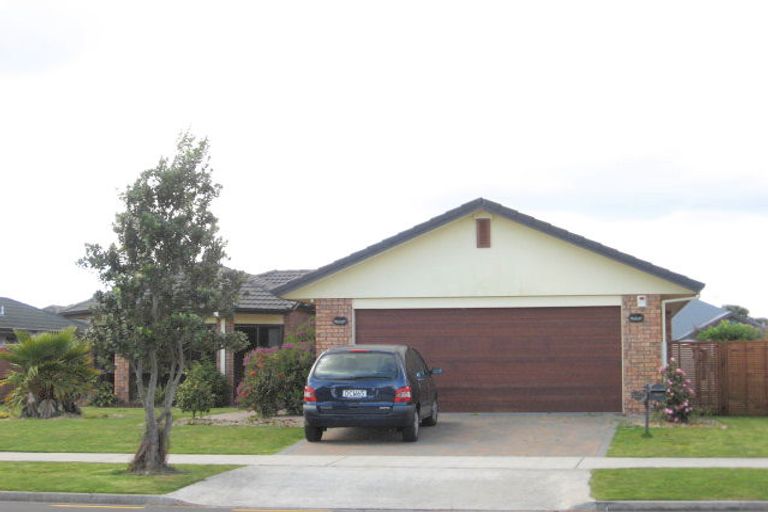 Photo of property in 637 Grenada Street, Papamoa Beach, Papamoa, 3118