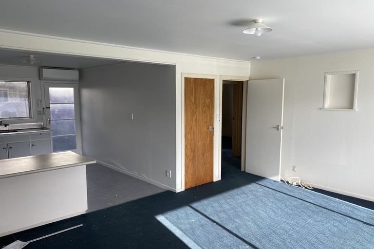 Photo of property in 9/8 Oxford Street, Tawa, Wellington, 5028