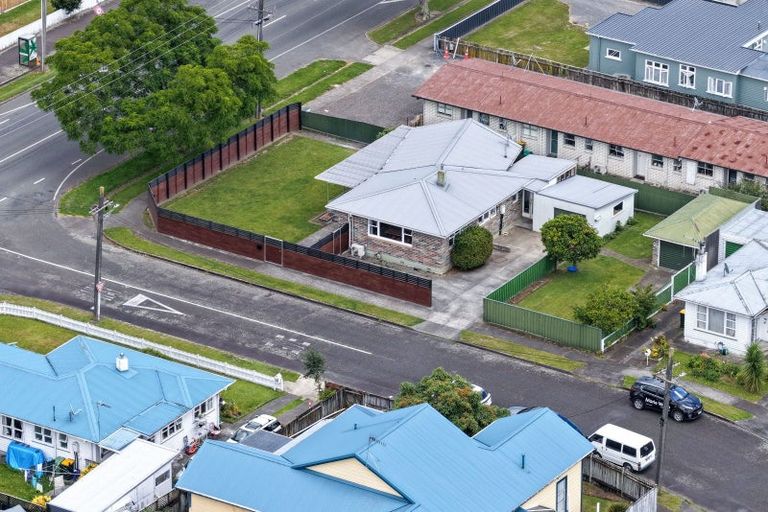 Photo of property in 587 Queen Street East, Levin, 5510