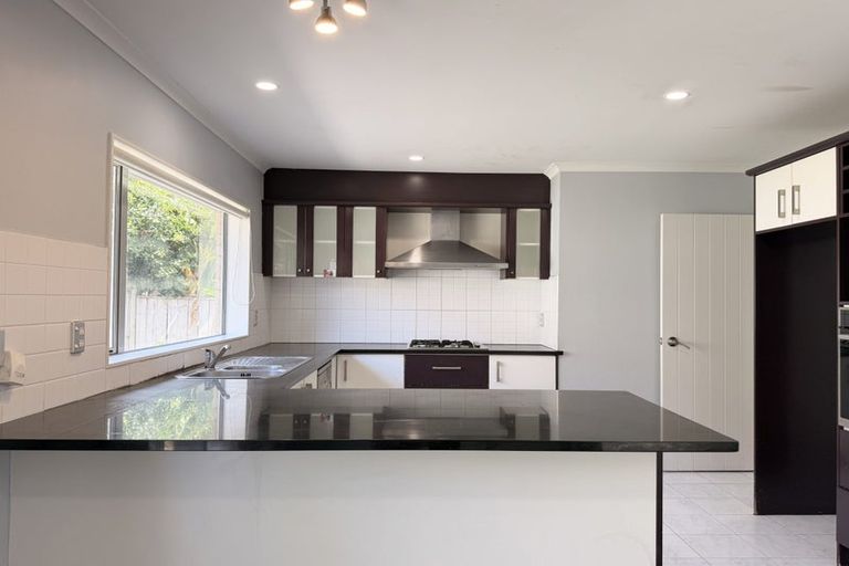 Photo of property in 41a Baverstock Road, Flat Bush, Auckland, 2016