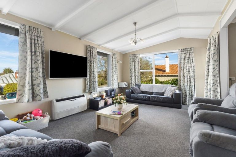 Photo of property in 1/183a Wai-iti Road, Highfield, Timaru, 7910