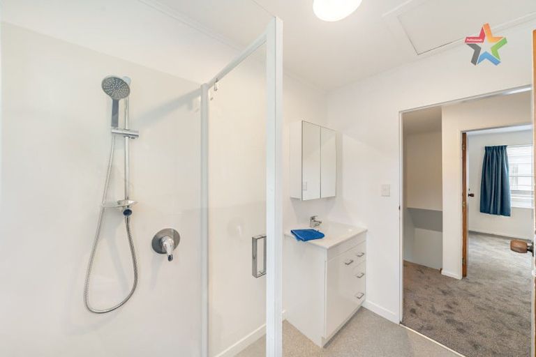 Photo of property in 4c Flock Grove, Fairfield, Lower Hutt, 5011