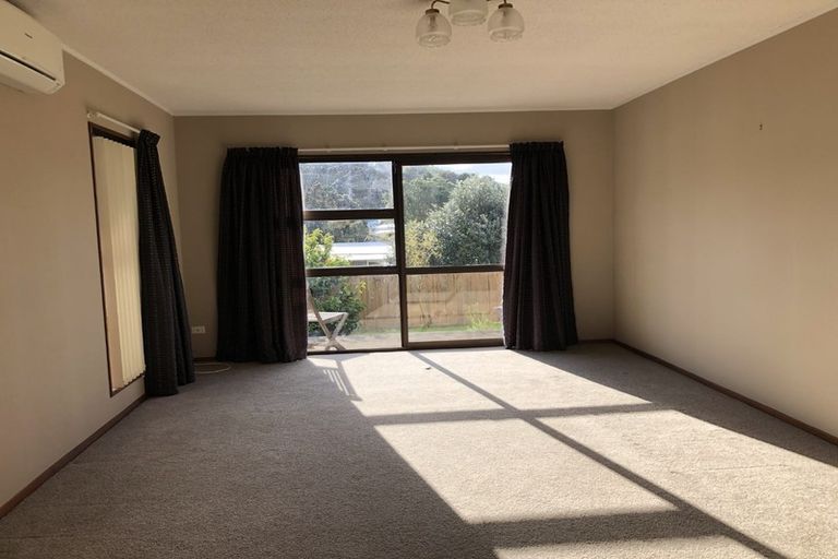 Photo of property in 2/7 Crawford Crescent, Te Kamo, Whangarei, 0112