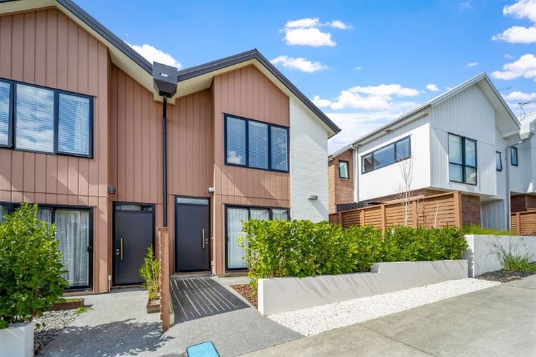 Photo of property in 8 Orca Drive, Stanmore Bay, Whangaparaoa, 0932
