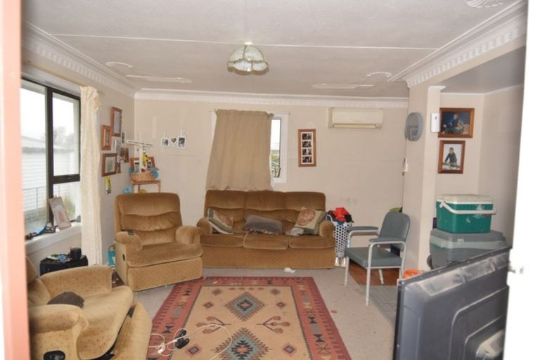 Photo of property in 16 Stirrat Street, Kingswell, Invercargill, 9812