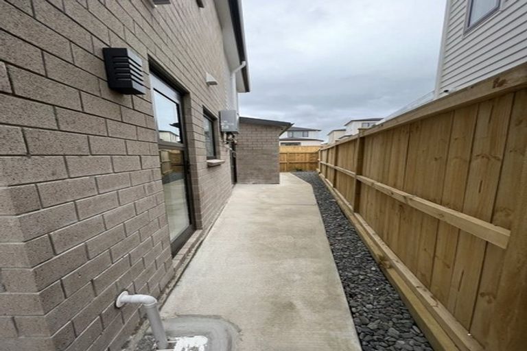 Photo of property in 9 Clonmany Road, Flat Bush, Auckland, 2019