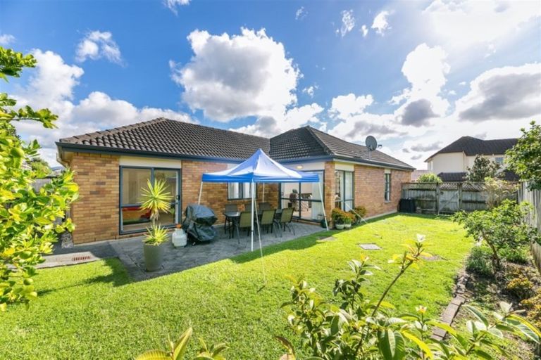 Photo of property in 7 Applebox Lane, Henderson, Auckland, 0612
