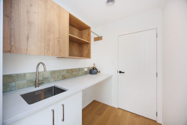 Photo of property in 6 Kanzan Grove, Maewa, 4702