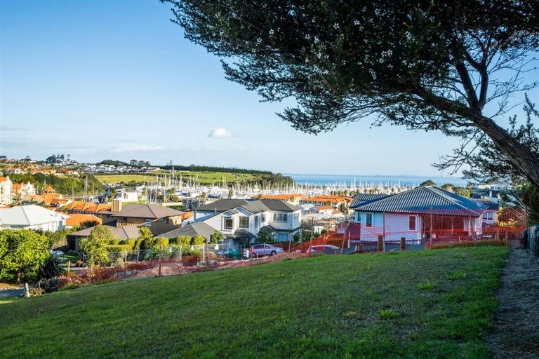 Photo of property in 23 Bella Vista Drive, Gulf Harbour, Whangaparaoa, 0930