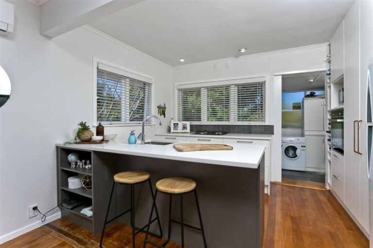 Photo of property in 1/16a Belmont Terrace, Milford, Auckland, 0620