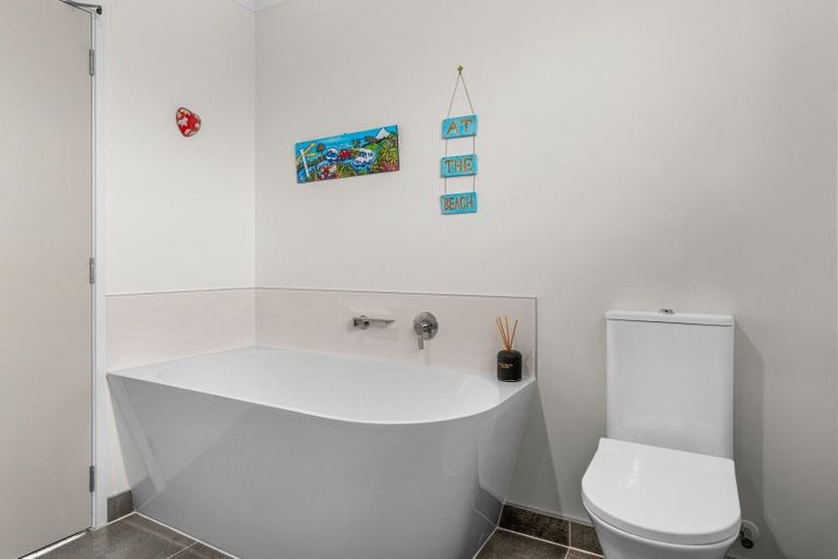 Photo of property in 18 Woodleigh Lane, Mangawhai, 0573
