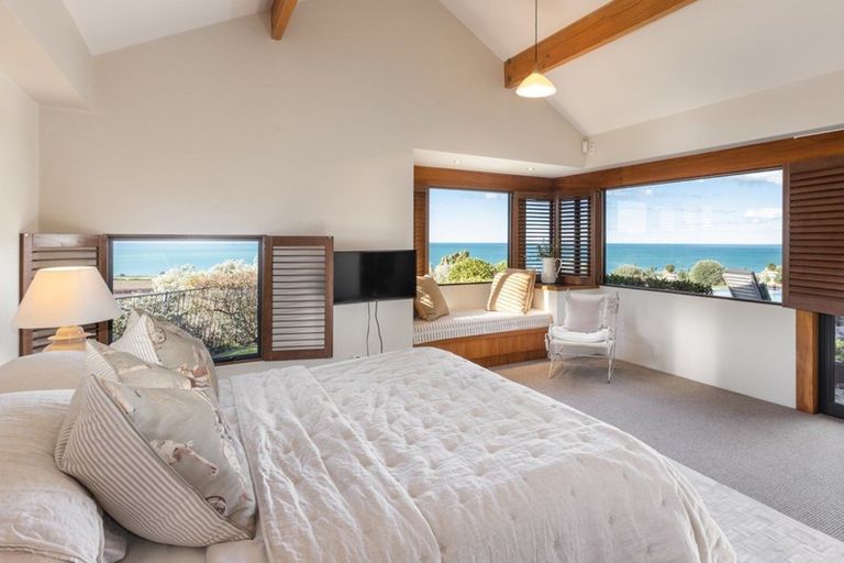 Photo of property in 797 Main North Road, Bay View, Napier, 4182