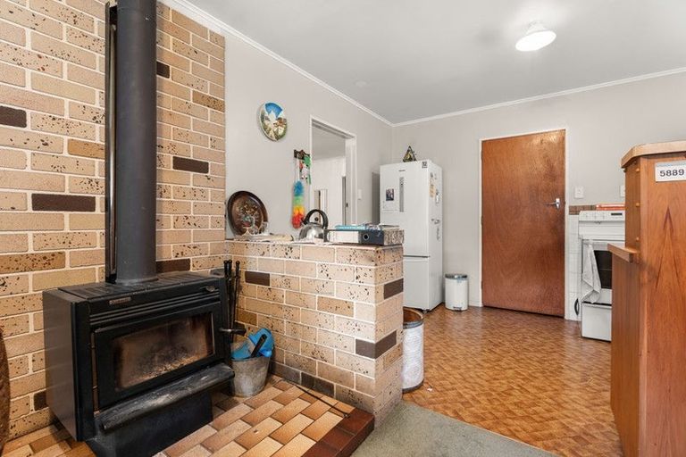 Photo of property in 5421 Masterton Castlepoint Road, Tinui, Masterton, 5889