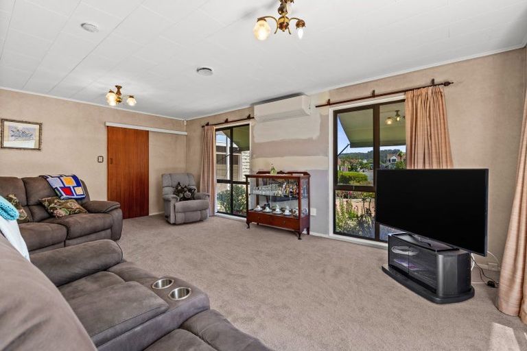 Photo of property in 5 Swansea Place, Tamatea, Napier, 4112
