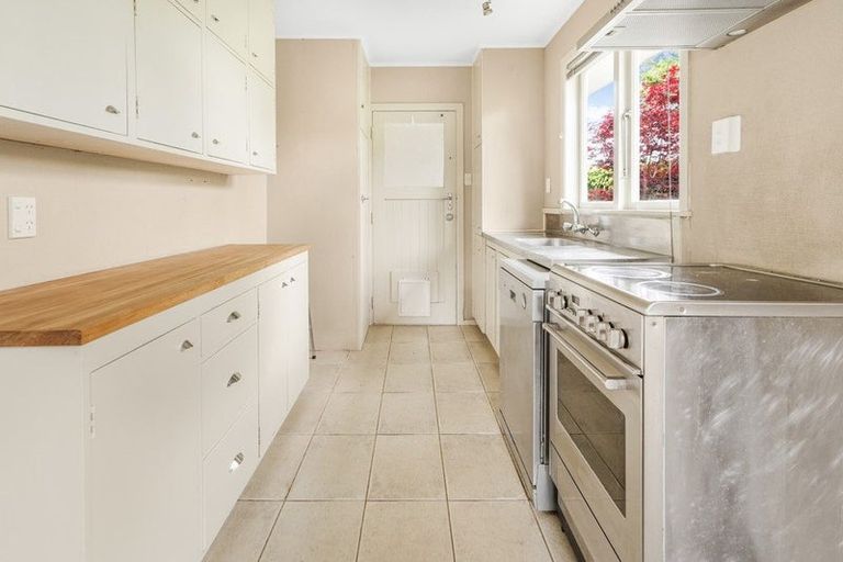 Photo of property in 52 Morris Road, Hillcrest, Hamilton, 3216