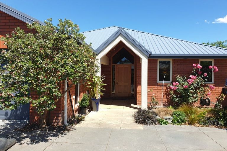 Photo of property in 9 Sharnbrook Lane, Casebrook, Christchurch, 8051