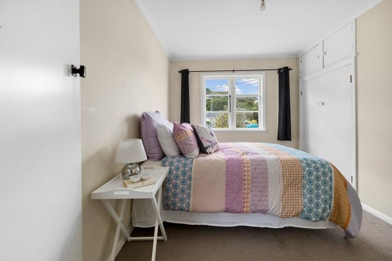 Photo of property in 20 Peel Place, Wainuiomata, Lower Hutt, 5014