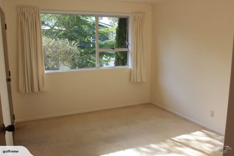 Photo of property in 1/34 Matipo Road, Mairangi Bay, Auckland, 0630