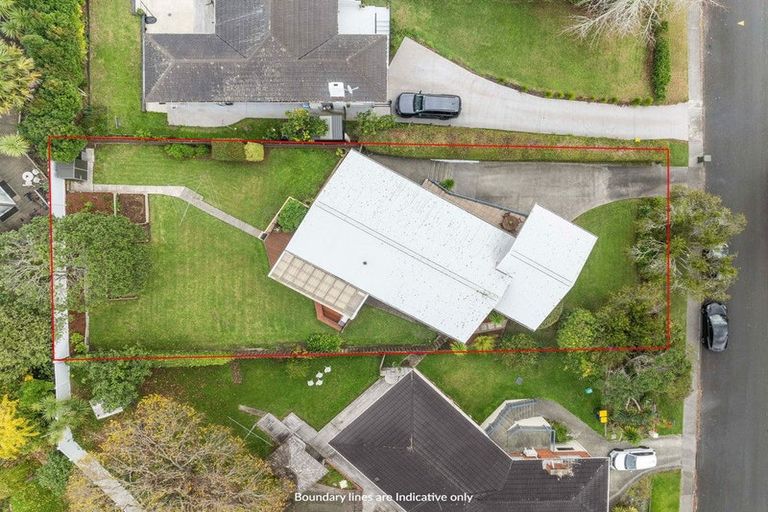 Photo of property in 12 Alton Avenue, Hillcrest, Auckland, 0627