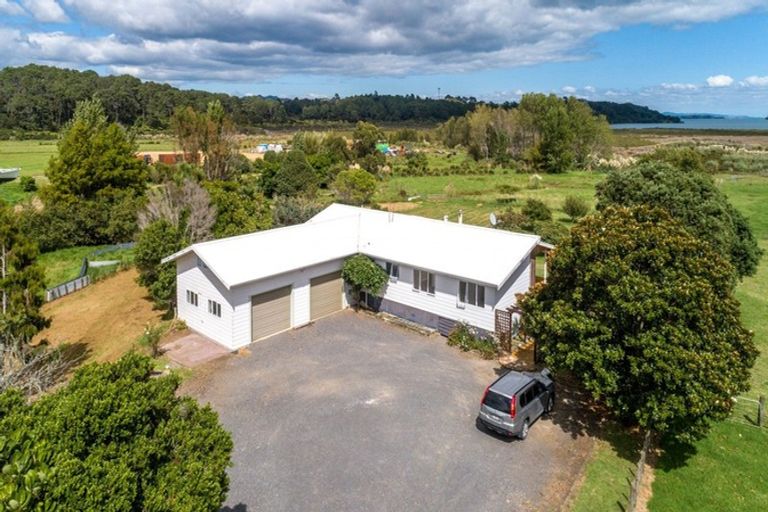 Photo of property in 860 Tiki Sh25 Road, Coromandel, 3506
