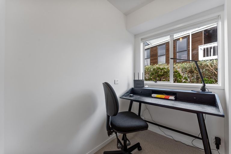 Photo of property in 43 Cumberland Street, Leigh, 0985