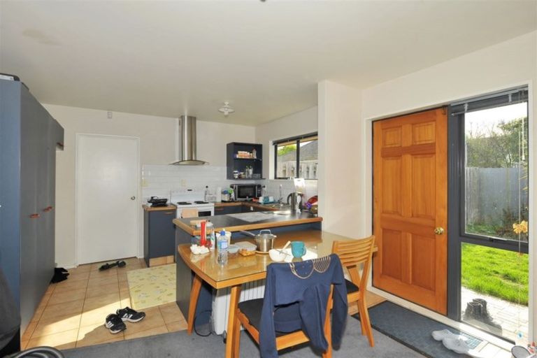 Photo of property in 40a Lambeth Crescent, Redwood, Christchurch, 8051