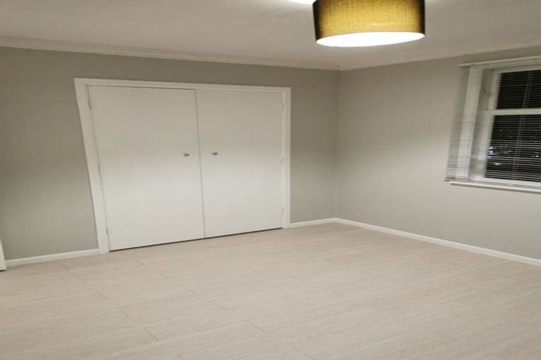 Photo of property in 10 Korokoro Road, Korokoro, Lower Hutt, 5012