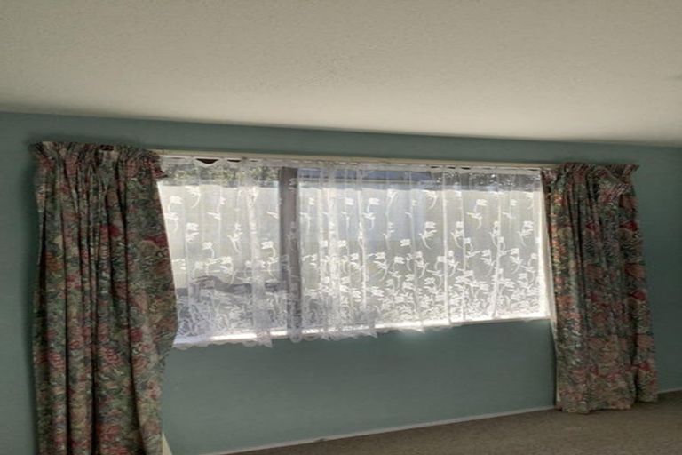 Photo of property in 2 Farm Lane, Parklands, Christchurch, 8083