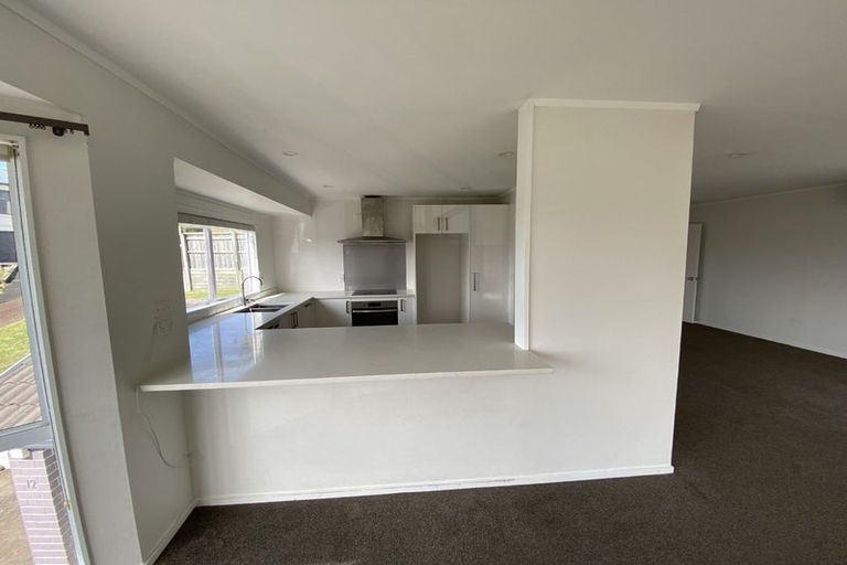 Photo of property in 12 Alice Place, Hillcrest, Auckland, 0627