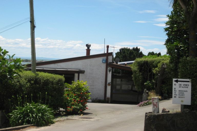 Photo of property in 6 Balmoral Lane, Redcliffs, Christchurch, 8081