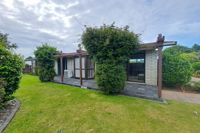 Photo of property in 13a Julian Place, Westown, New Plymouth, 4310