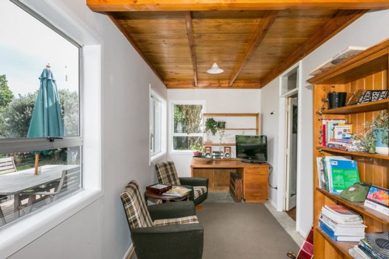 Photo of property in 5 Foster Terrace, Onekawa, Napier, 4110