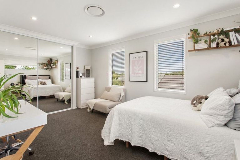 Photo of property in 16 Queenswood Gardens, Mairehau, Christchurch, 8052