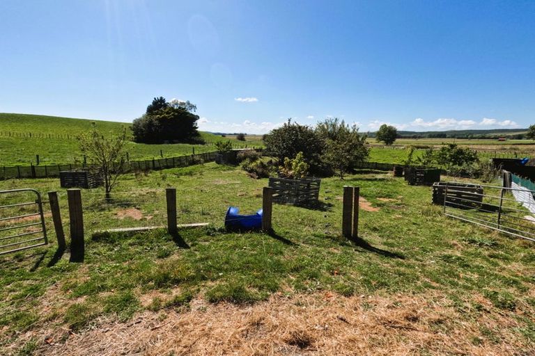 Photo of property in 1915 State Highway 2, Waipukurau, 4275