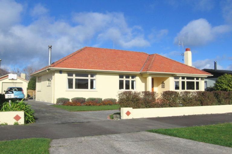 Photo of property in 22 Saint Johns Avenue, Palmerston North, 4414