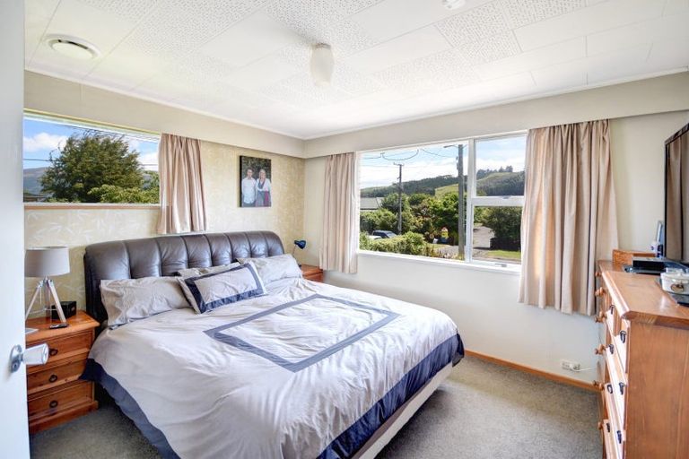 Photo of property in 27 Lynas Street, Outram, 9019