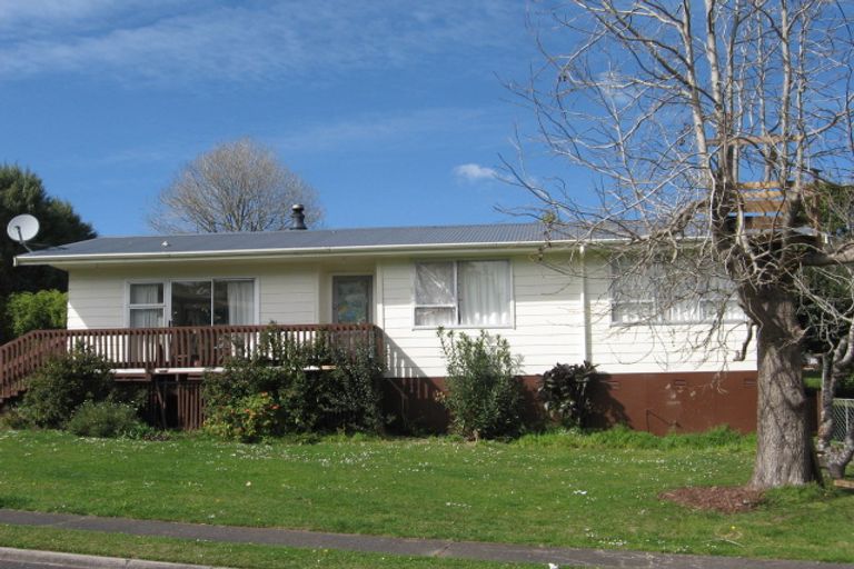 Photo of property in 3 Dunton Drive, Welcome Bay, Tauranga, 3112